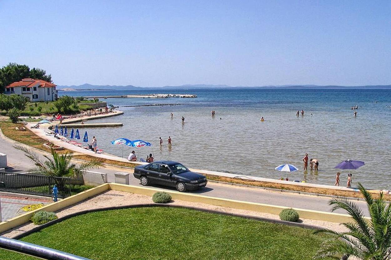 Apartments By The Sea Privlaka, Zadar - 14816 Екстер'єр фото
