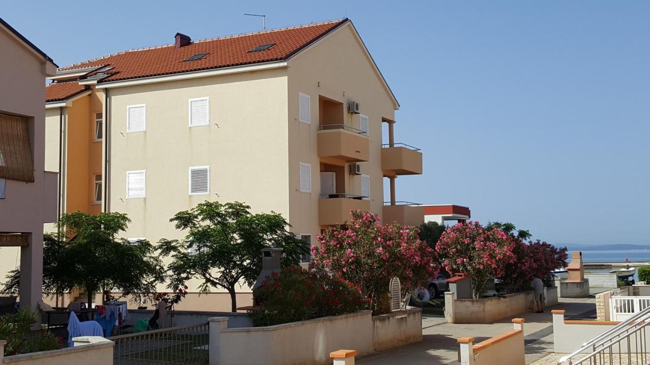 Apartments By The Sea Privlaka, Zadar - 14816 Екстер'єр фото